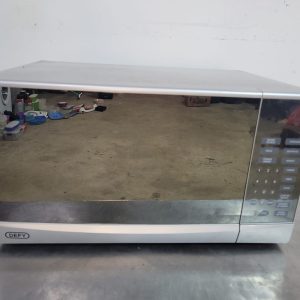 LOT 001: DEFY MICROWAVE.