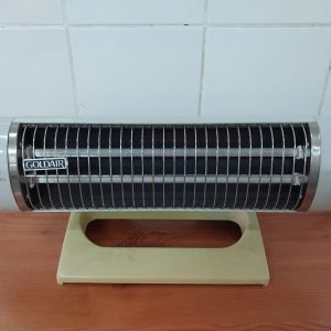 LOT 038: ELECTRIC BATHROOM HEATER.